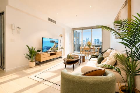 Pool + Skyline Views | Walk to Gabba | 2BR