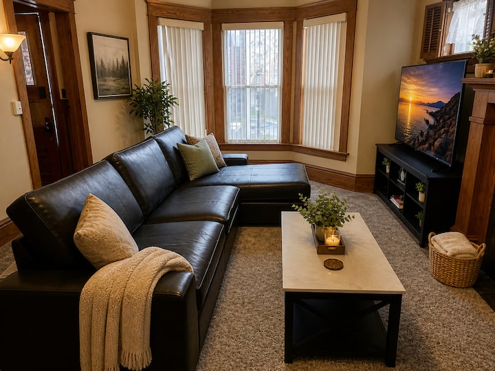 Bright 3br Apartment - Near Park - Presque Isle State Park, Erie