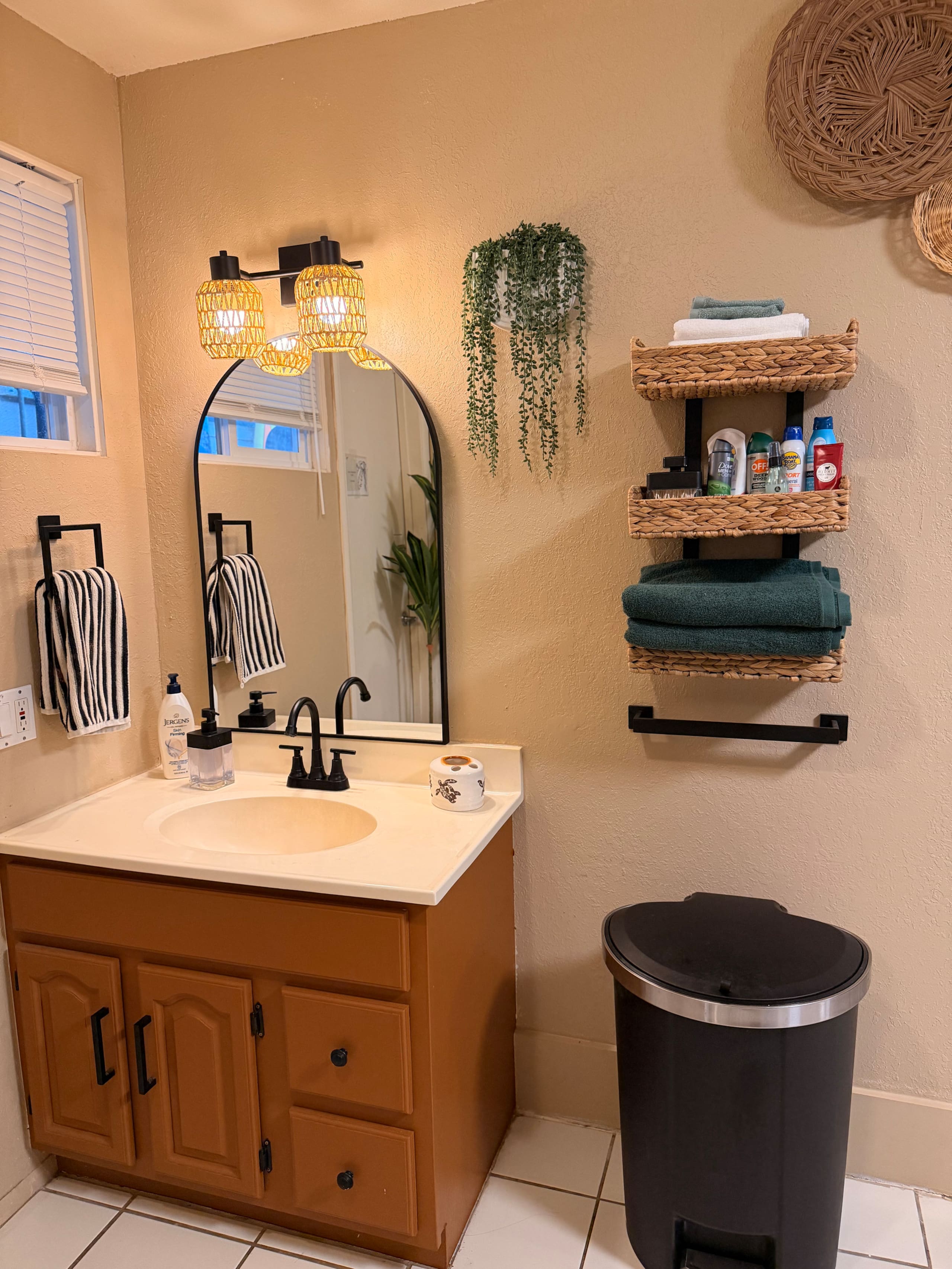 Home in Hilo · ★4.86 · 1 bedroom · 1 bed · 1 private bath - Image 19