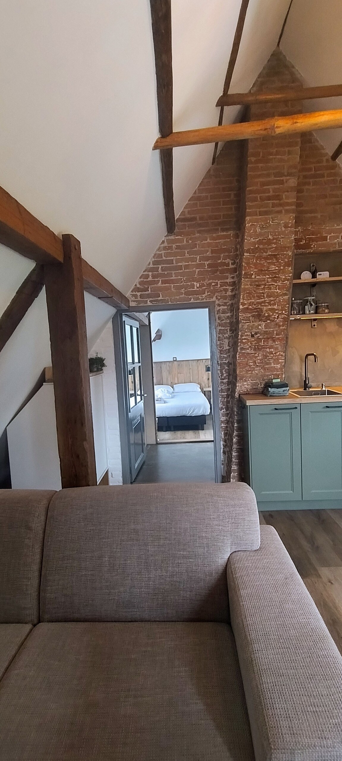 Popular Airbnb listing: Cozy new apartment in Groet Met Hargen