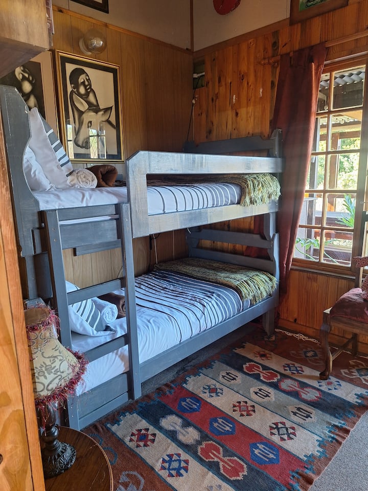 Спалня 2