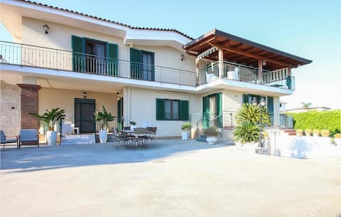 Villa Angela Holiday Apartment