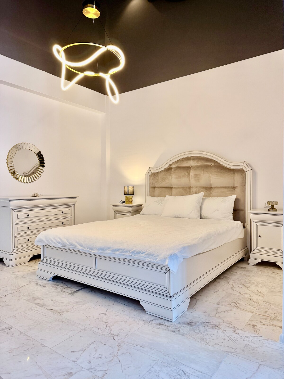 Aqua Vista OBA - Luxury Studio Sea View — Studio — sea-view vacation rental at Mamaia-Sat, Romania, Constanța, Romania — property photo 4 | Aqua Vista Rentals
