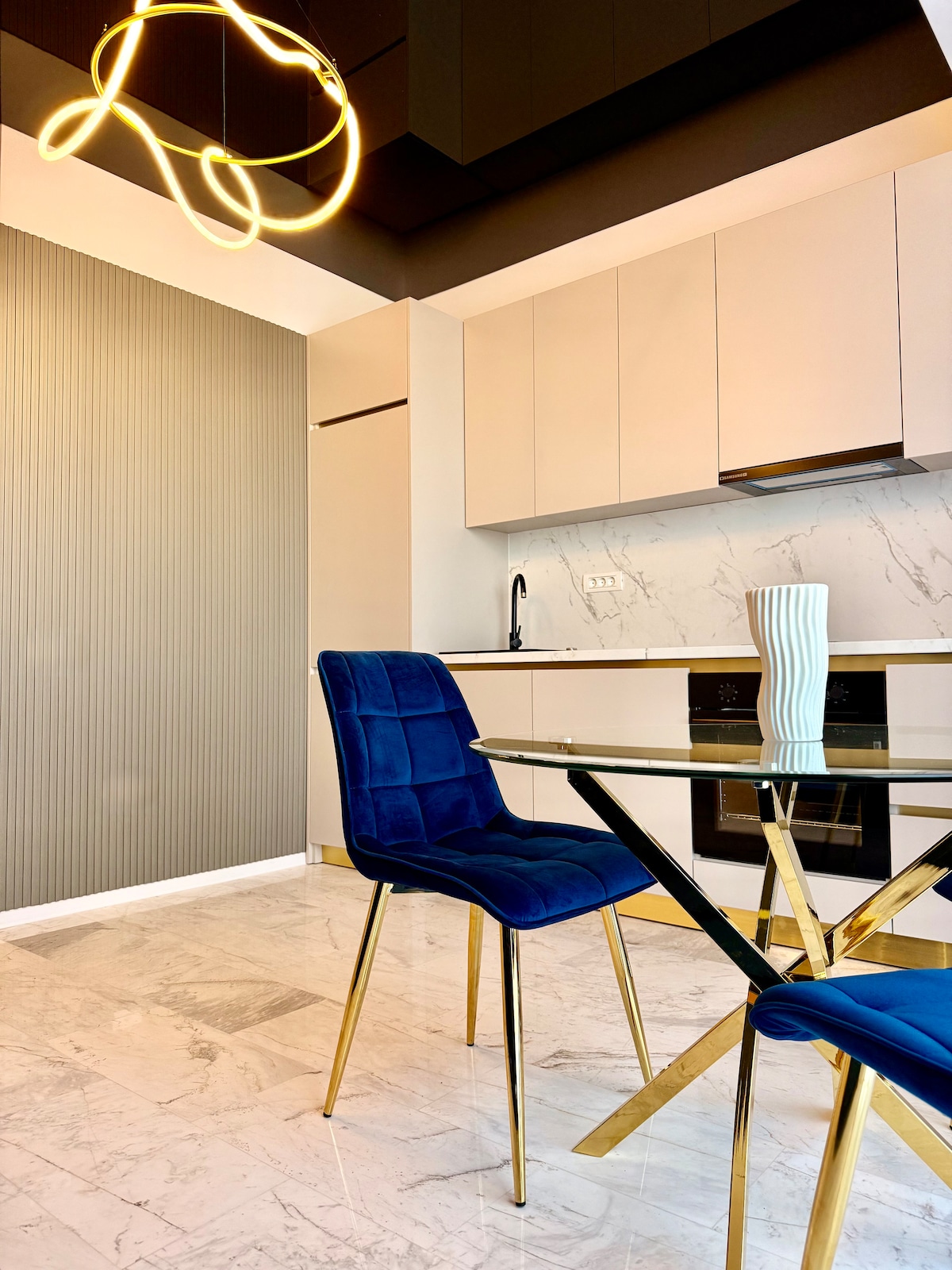 Aqua Vista OBA - Luxury Studio Sea View — Studio — sea-view vacation rental at Mamaia-Sat, Romania, Constanța, Romania — main property photo | Aqua Vista Rentals