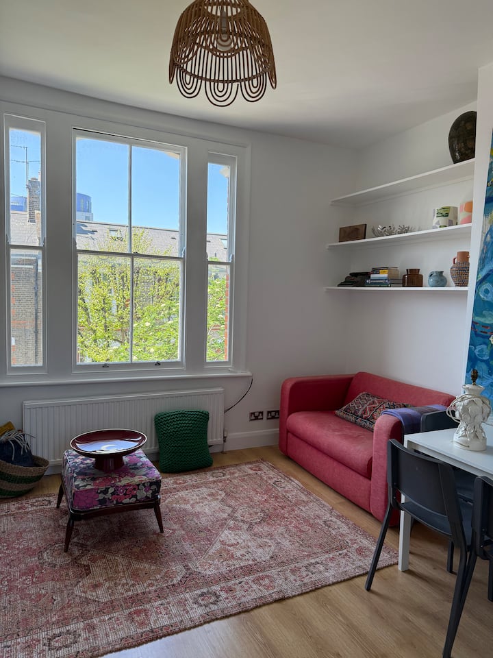 Light Bright 2 Bed Highbury Flat - Stoke Newington - London
