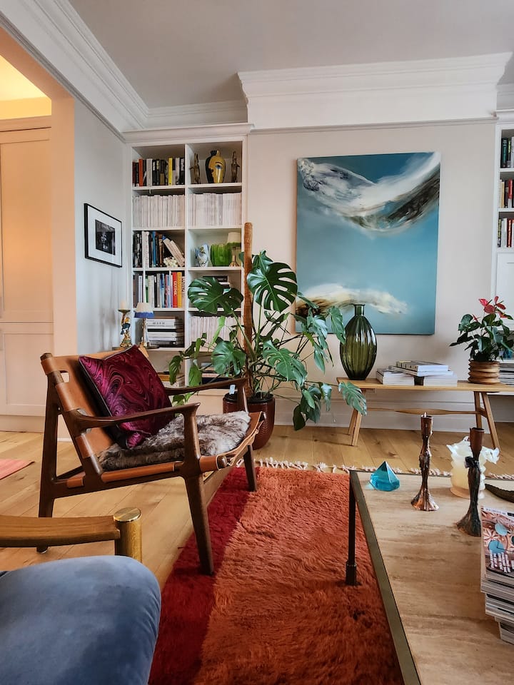 Beautiful Room In Contemporary Apartment. - Battle