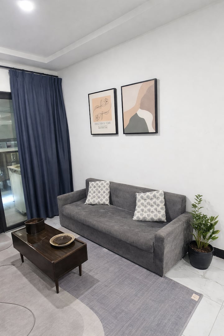 1 Bedroom Condo Near Olympia - Nom Pen