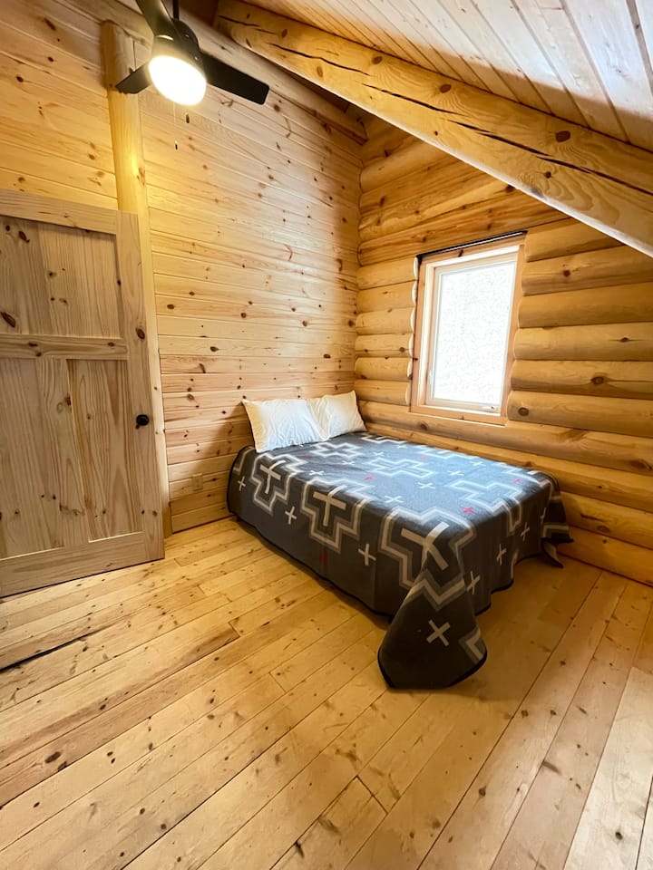 Spálňa 4
