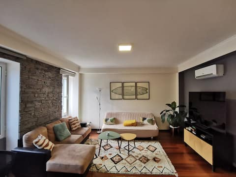 Popular Airbnb listing: Surf Nest in Machico