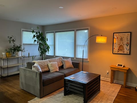 Top Airbnb: Peaceful Homestead | 2BR/2BA + Office & Garden in Belvedere Park
