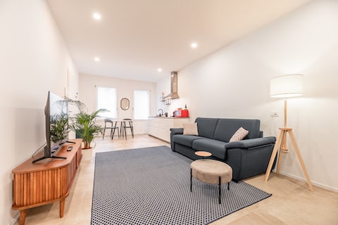 Top Airbnb: Modern Flat w/ Garden: 10 min Walk to City Center a Padova