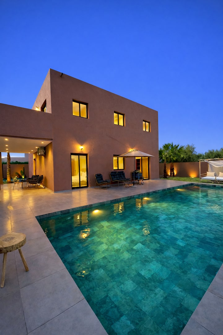 Villa Elysia – 6 Suites & Piscine 14m Non Chauffée - Maroc
