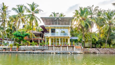 Riverside Retreat | Cornelio Residence Homestay