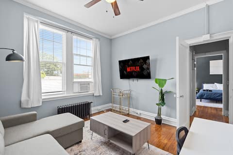 Top performing Airbnb: Cozy&Central Suite~1BR~In Uptown in First Ward