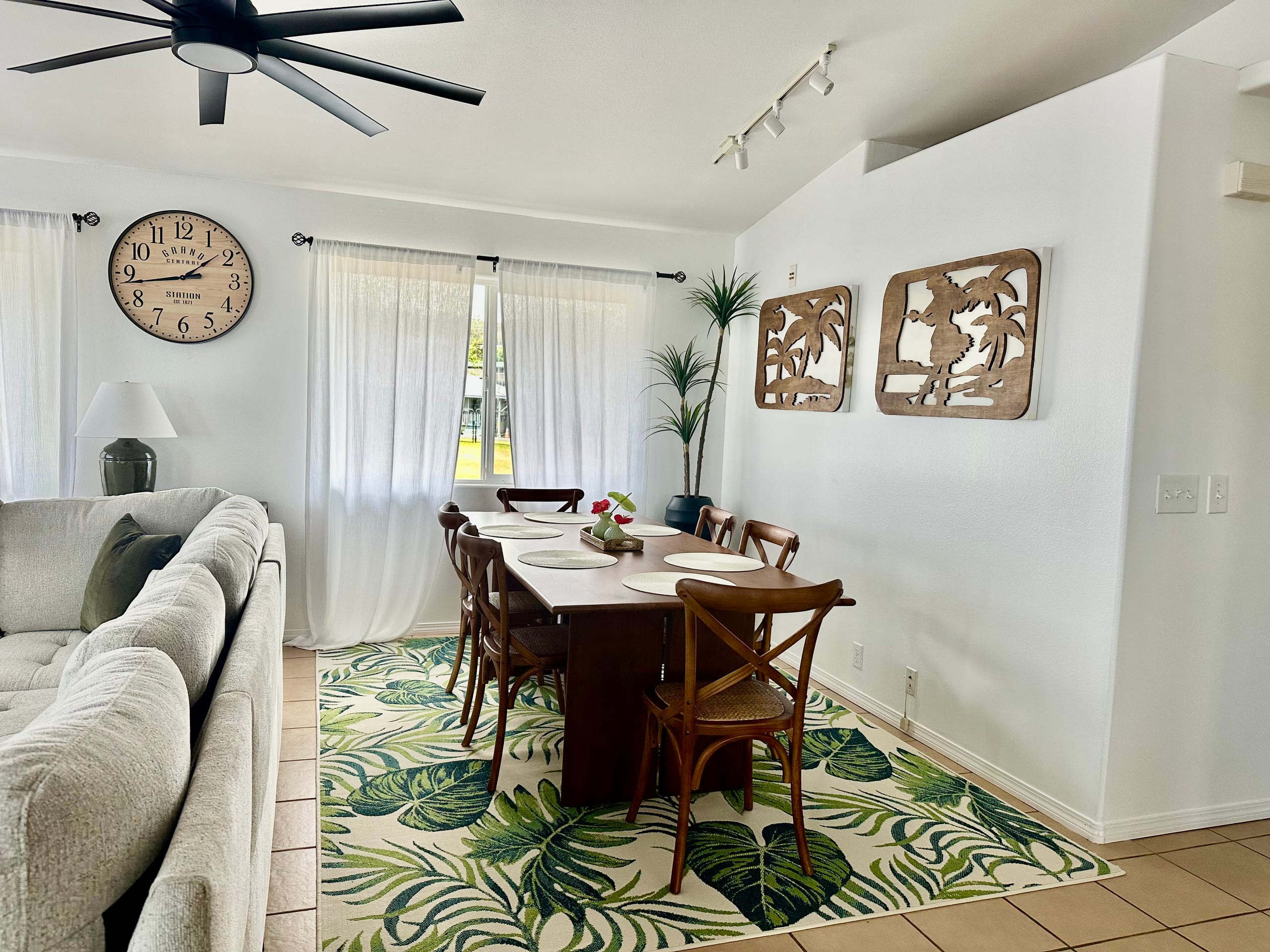 Home in Hilo · ★4.94 · 3 bedrooms · 5 beds · 2 private baths - Image 21