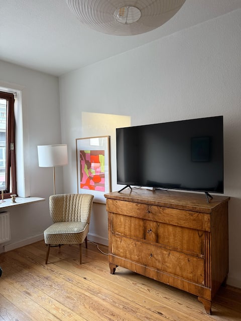 Successful Airbnb property: Live in the heart of Eppendorf! in Eppendorf