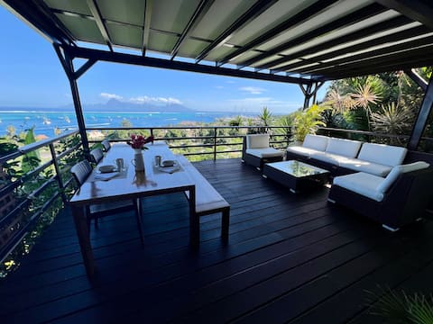 The Lotus Deck, Mo'orea View Apartment