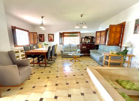 Successful Airbnb property: Marina Beach Villa in Motril