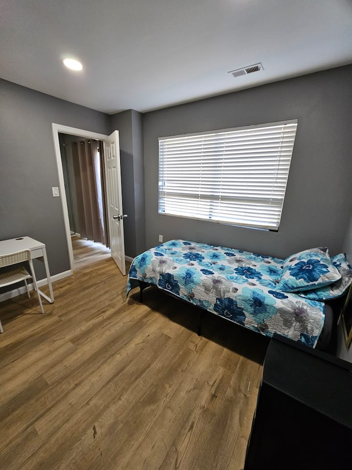Welcome to Our Place! - Houses for Rent in Baltimore, Maryland