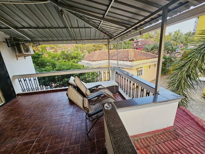 Patio image 3