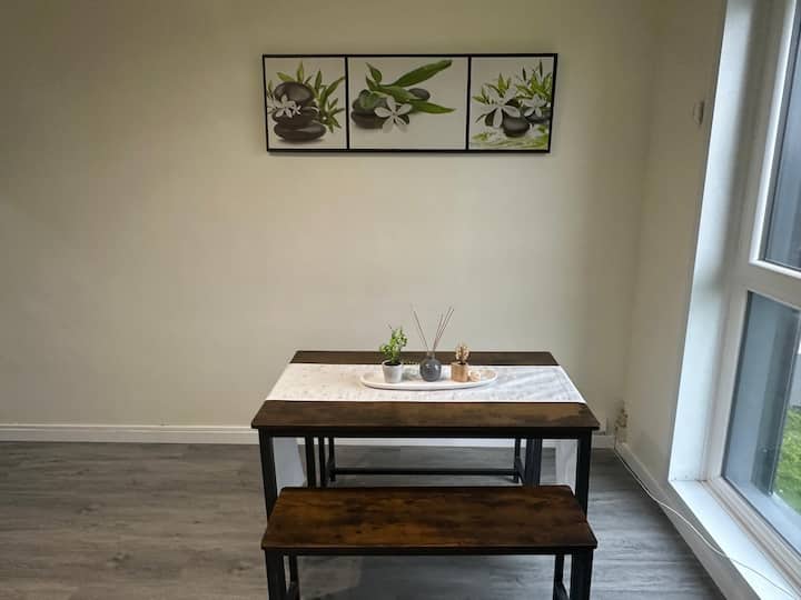 Cozy 2br Near Orleans Center & Shopping! - Olivet