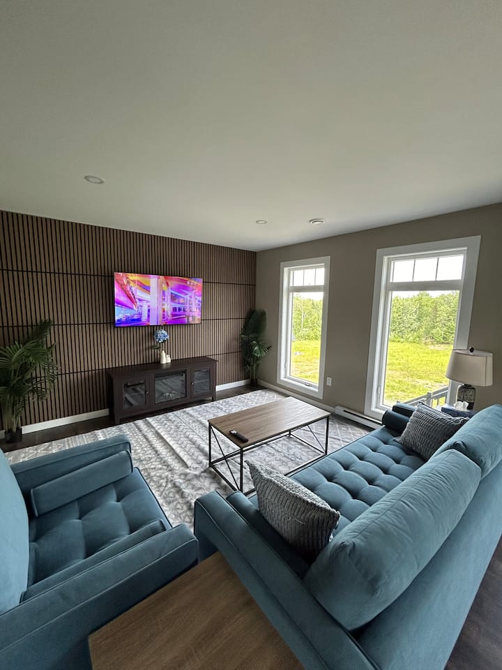 Modern Loft Apartment - Antigonish