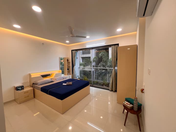 Surat soulful & serene stay | hosted by doctors