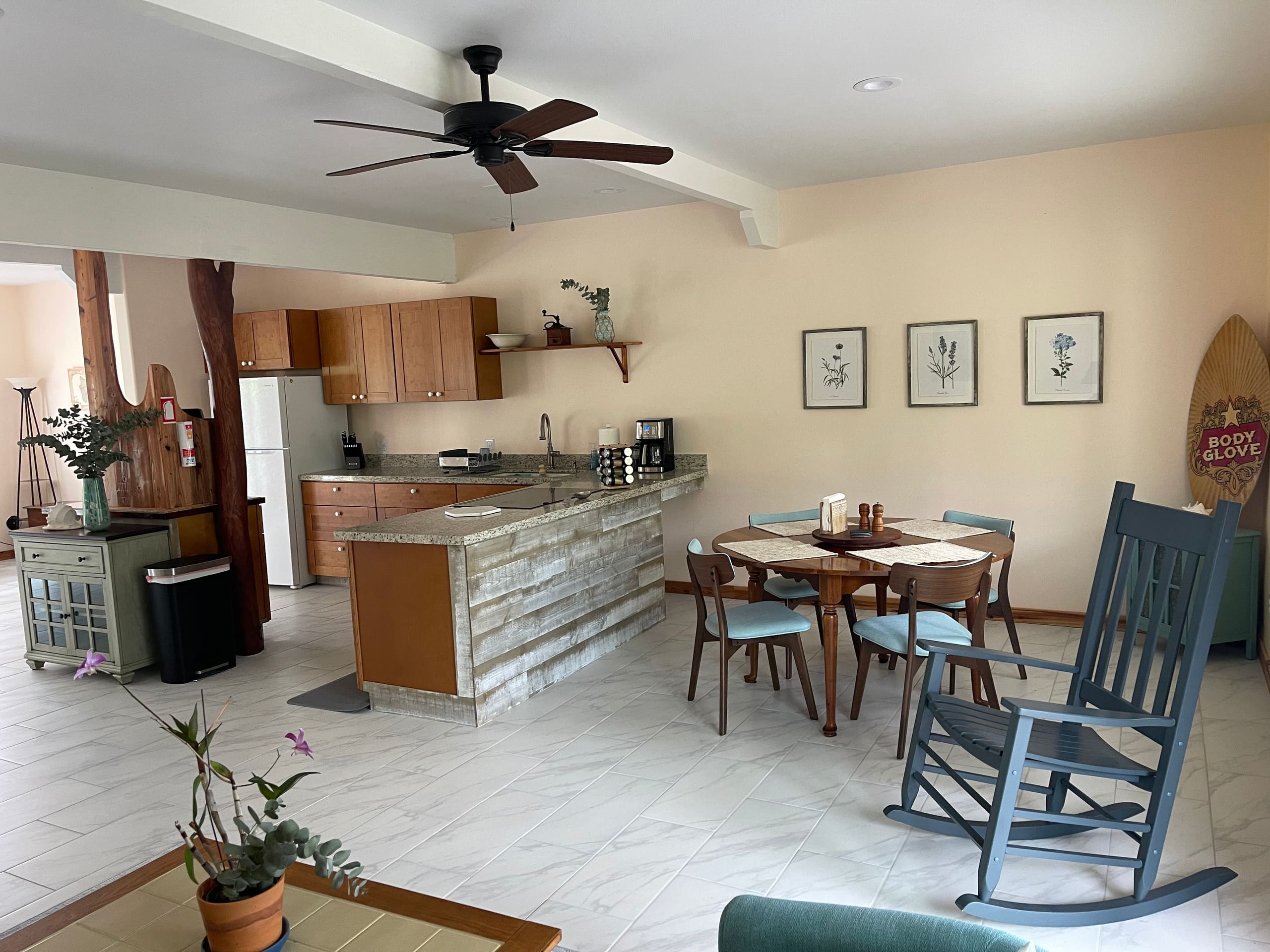 Home in Kealakekua · ★5.0 · 2 bedrooms · 2 beds · 2 baths - Photo 9
