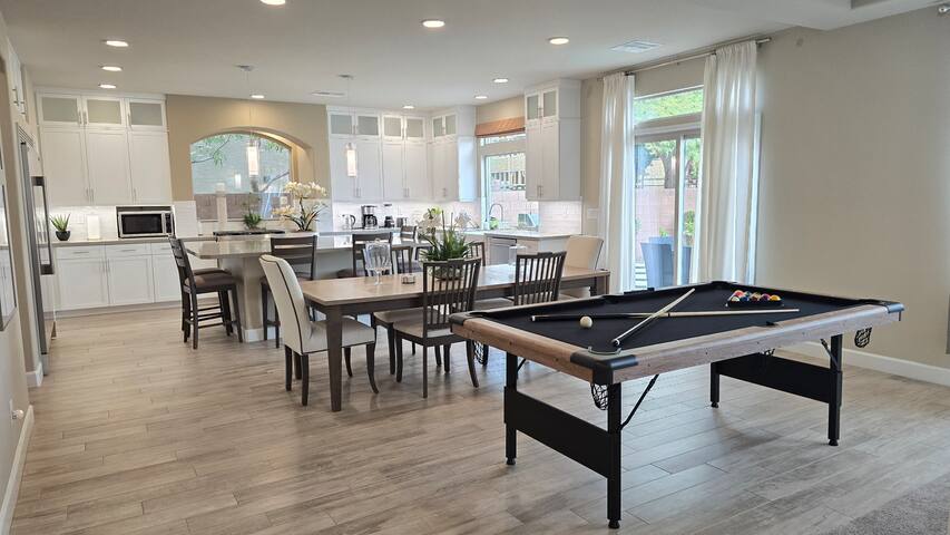 Heated Pool/Spa • Arcades • Pool Table • King Beds gallery image 5