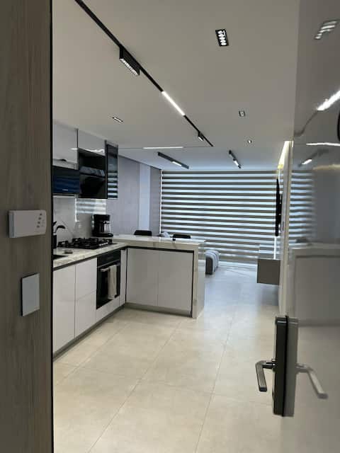 Lecheria Apartment + Floor + Netflix + Coffee + Dock