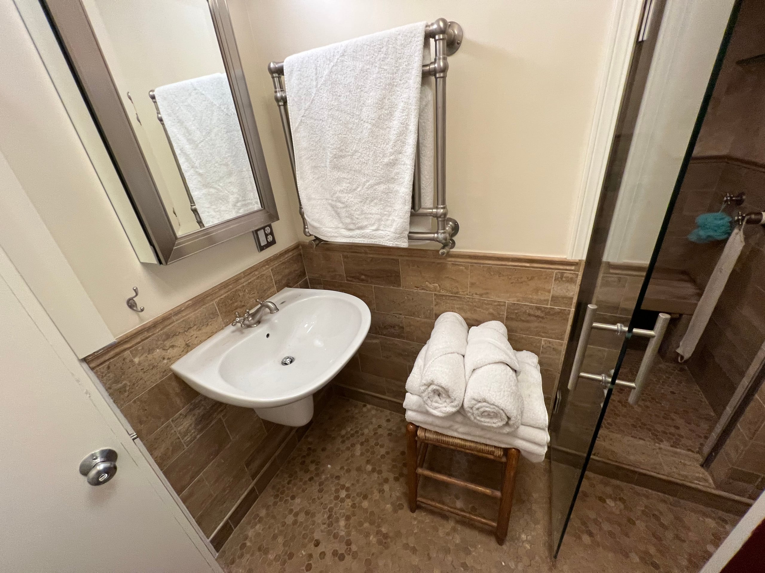 Home in San Francisco · ★5.0 · 3 bedrooms · 3 beds · 2 baths - Image 28