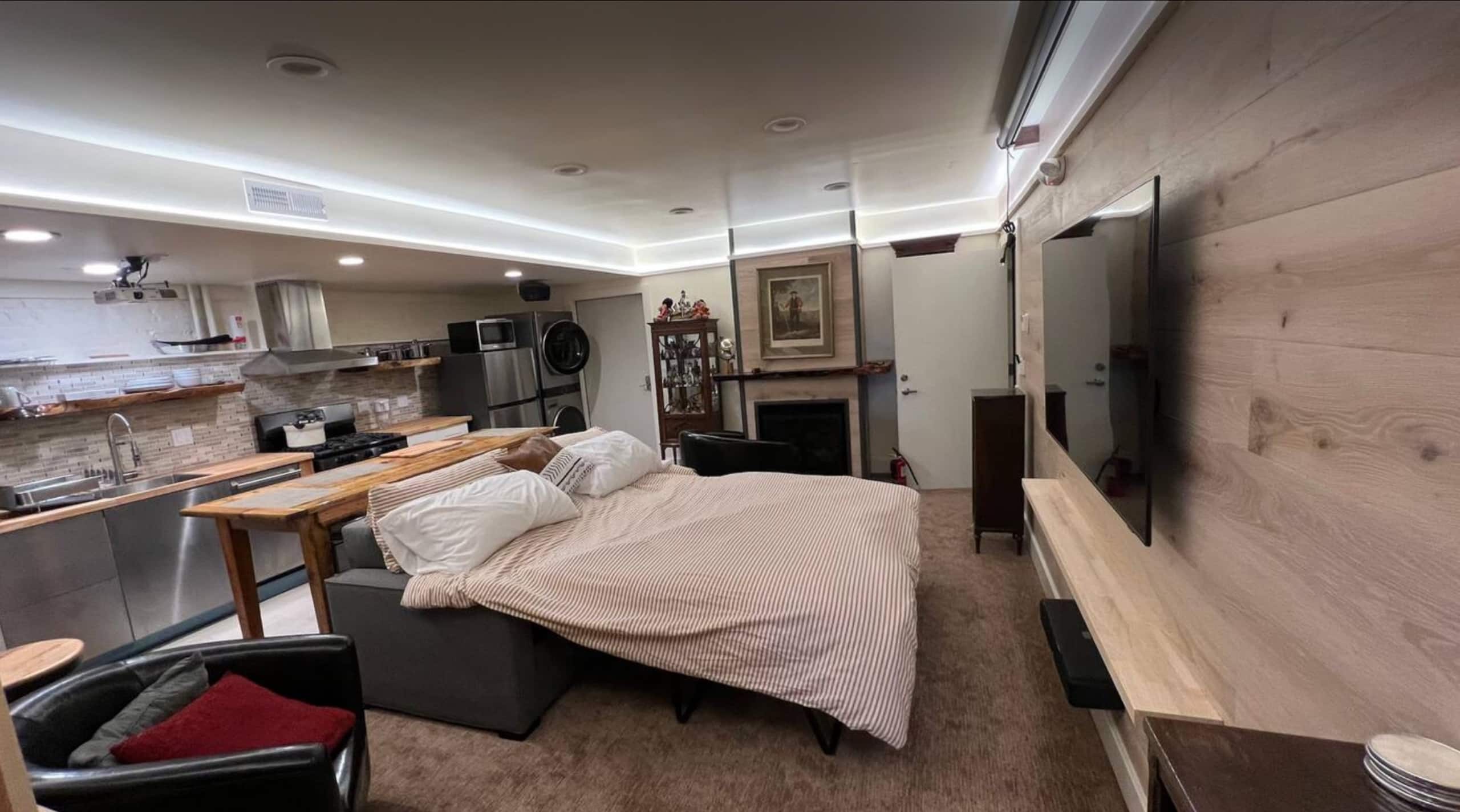 Home in San Francisco · ★5.0 · 3 bedrooms · 3 beds · 2 baths - Image 10