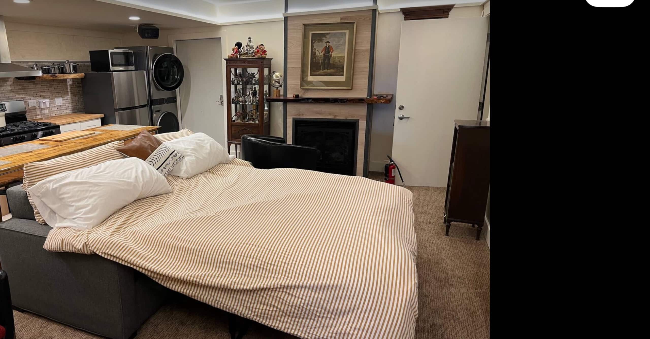 Home in San Francisco · ★5.0 · 3 bedrooms · 3 beds · 2 baths - Image 9
