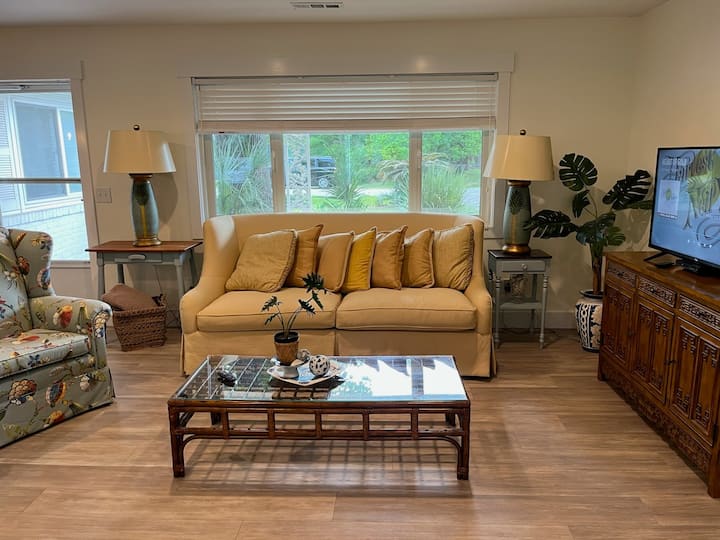 Santini Cottage - Beaufort, SC