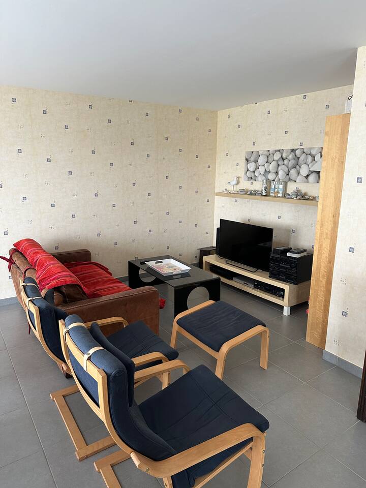 Grand Appart 100m² Avec Balcon – Mer à 200m - Wimereux