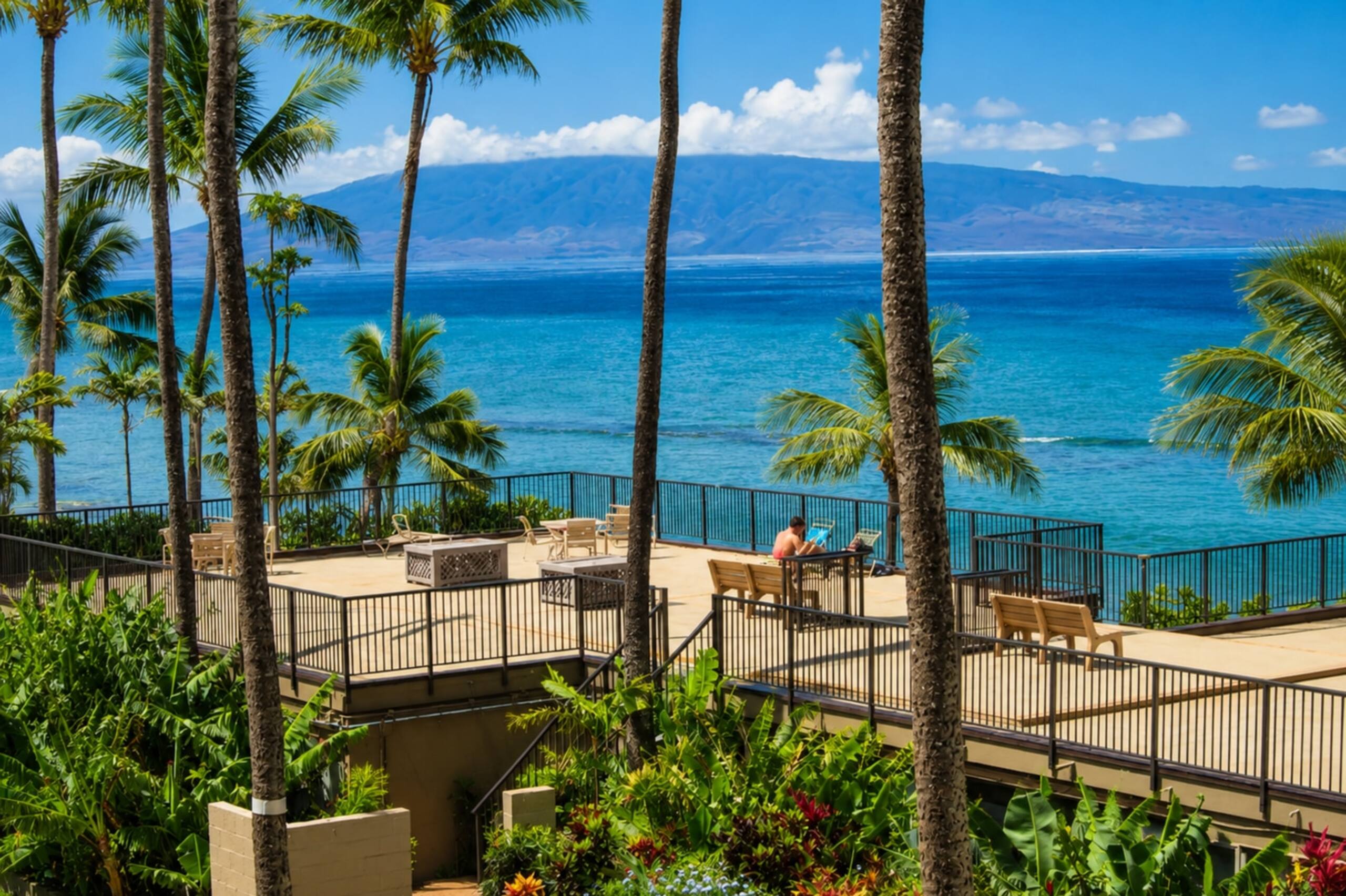 Condo in Lahaina · ★4.67 · 1 bedroom · 2 beds · 1 bath - Image 14