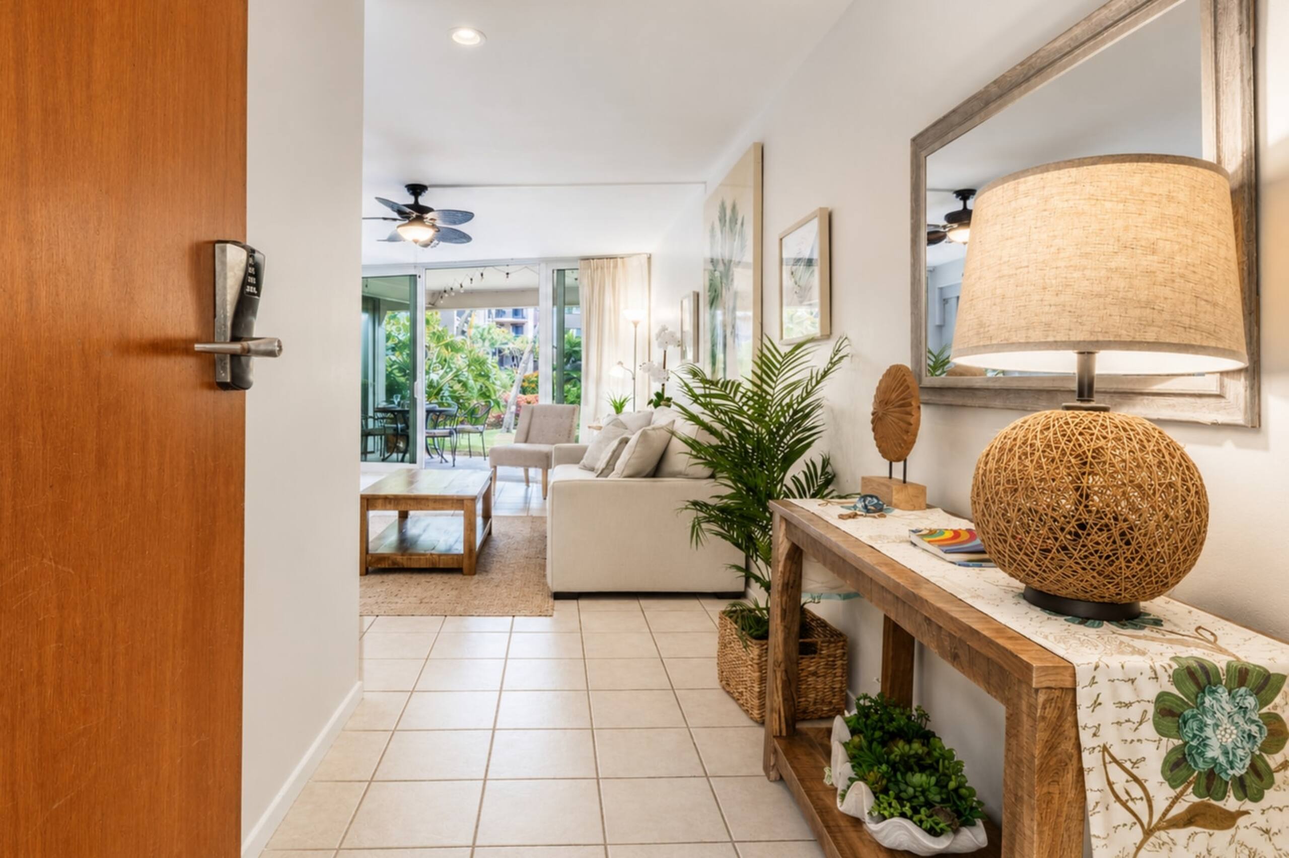 Condo in Lahaina · ★4.67 · 1 bedroom · 2 beds · 1 bath - Image 26