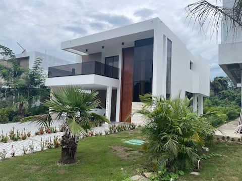 Villa in Playa Nueva Romana/PGA Ocean 4 Golf