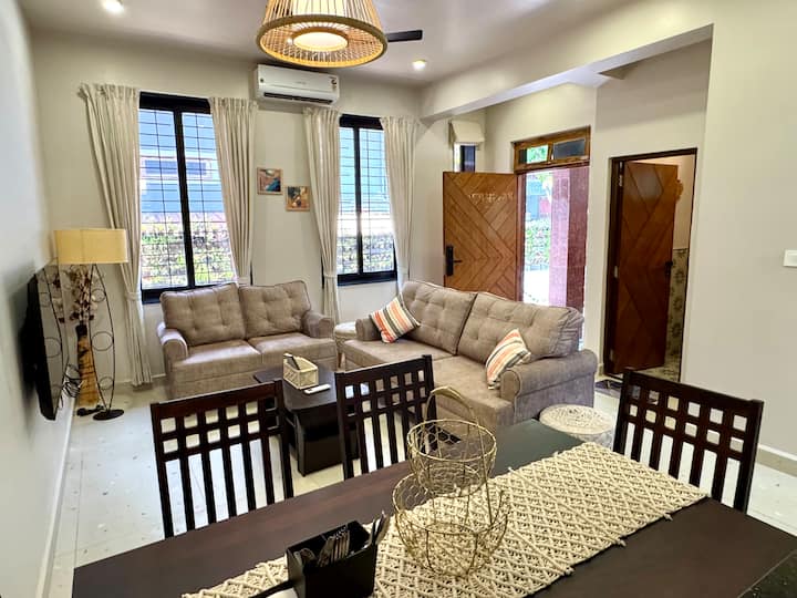 Raya Row Villas - Mora- 3bhk Jacuzzi Villa Old Goa - Goa