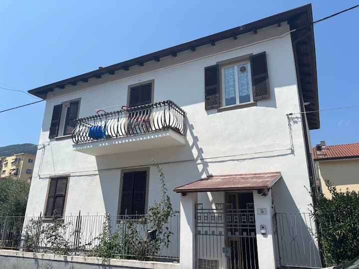 Casa Garibaldi With Parking - La Spezia