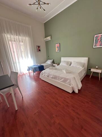 10 posti letto-Stazione centrale gallery image 2