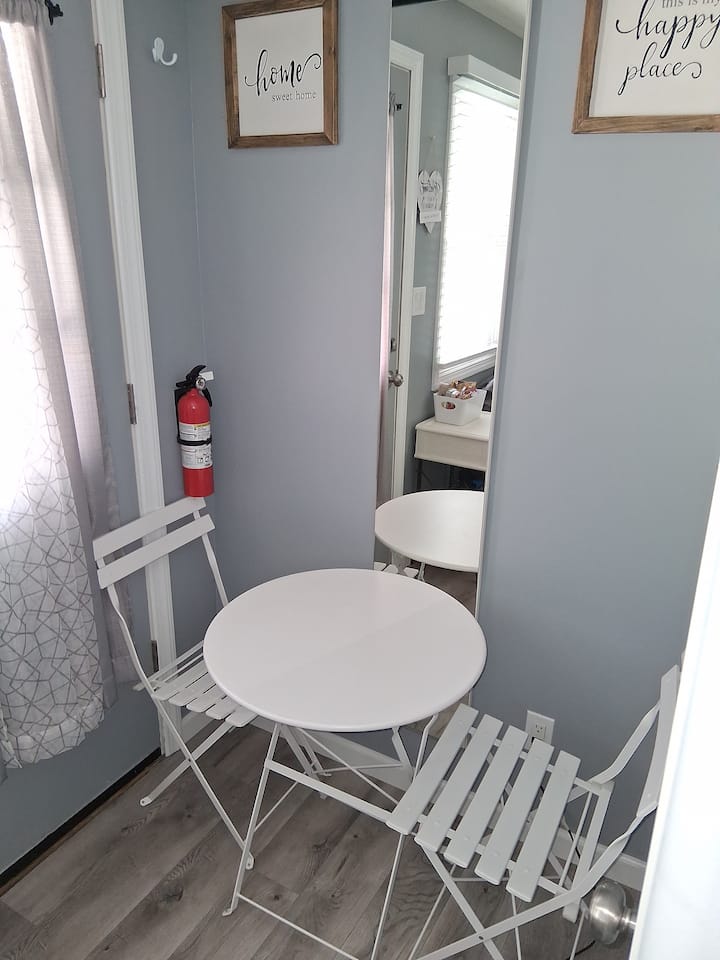 Kellie's Kottage Aka Tiny House - Long Island, NY