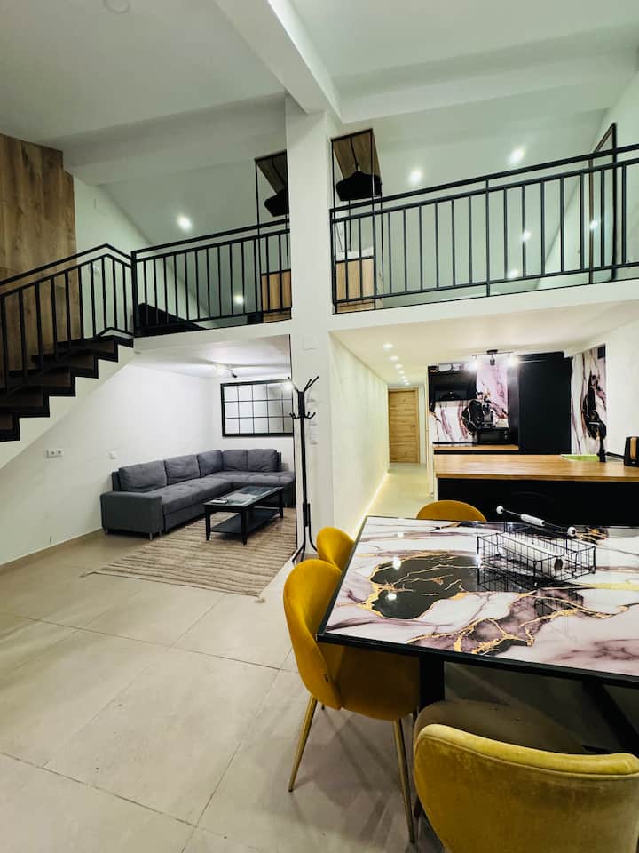 Chalet Centro De Madrid, 10 Minutos Sol Y 5 Atocha - Madrid