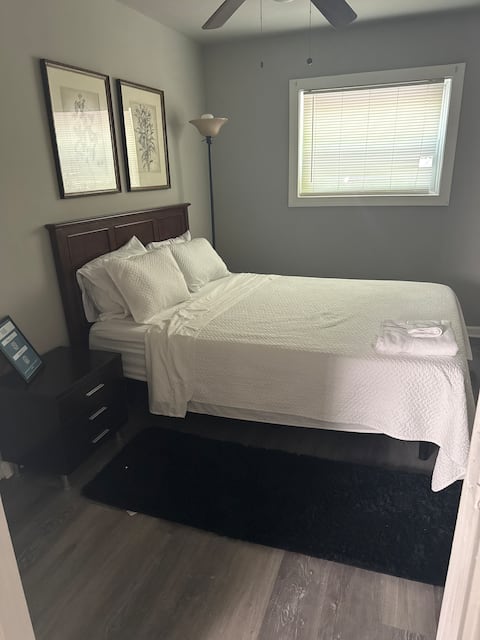 Successful Airbnb property: Free Parking! Apartment for You -Ground Floor in English Avenue