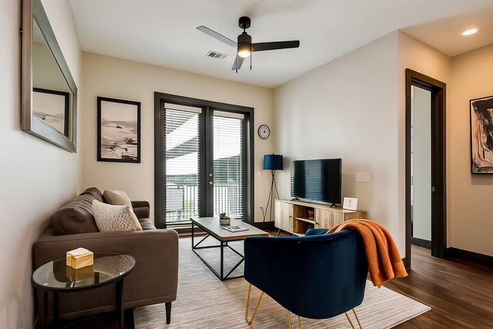 Luxe Corporate Housing managed Airbnb listing 3