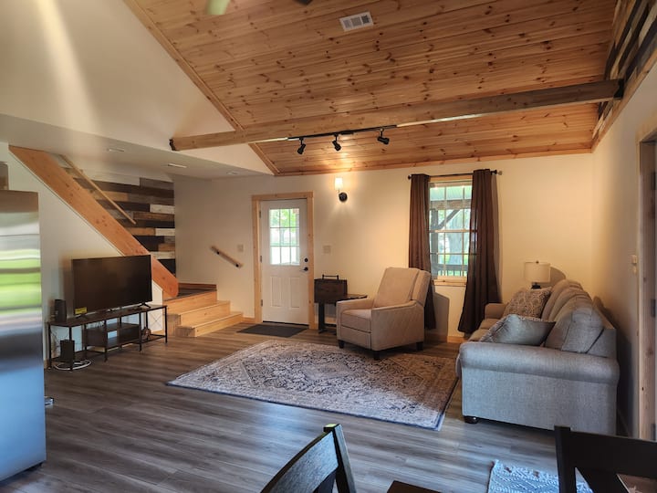 Chautauqua Lake House - Jamestown, NY