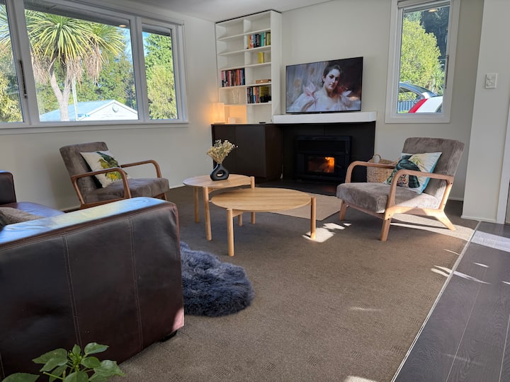 Central Queenstown 3 Bedroom House - Queenstown