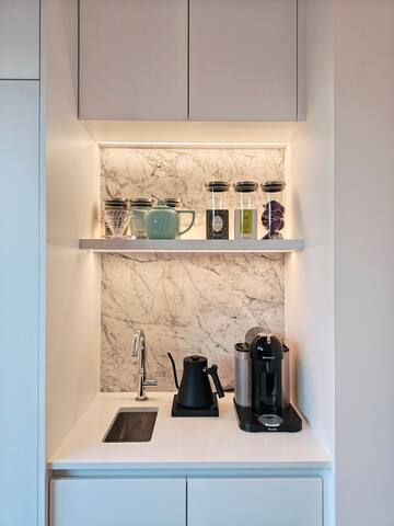 Mount Pleasant Modern Edwardian gallery image 4