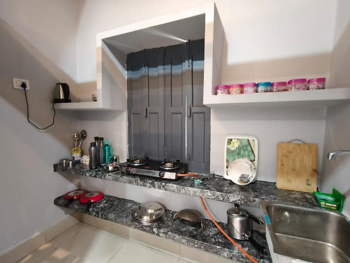 Shail Mangalam Homestay - Room No 2 - Varanasi