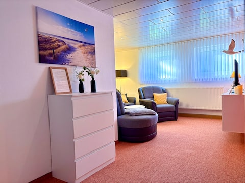 Top Airbnb: Vacation apartment "Unterdeck" in Trassenheide